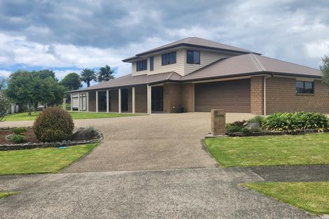 Photo of property in 39 Browns Drive, Waihi Beach, 3611
