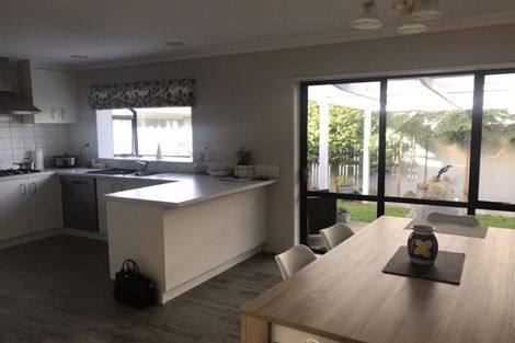 Photo of property in 11 Jasmine Place, Mount Maunganui, 3116