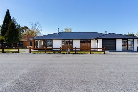 Photo of property in 203 Mackenzie Drive, Twizel, 7901