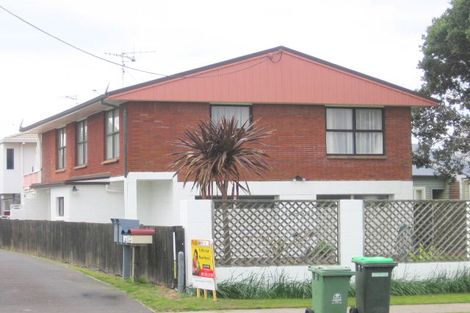 Photo of property in 2/37 Oceanbeach Road, Mount Maunganui, 3116