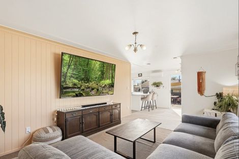 Photo of property in 21 Hastings Street, Te Puke, 3119