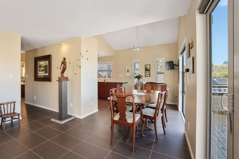 Photo of property in 2a Norton Close, Lyttelton, 8082