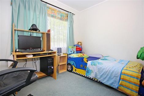 Photo of property in 57 Stratford Road, Manurewa, Auckland, 2105