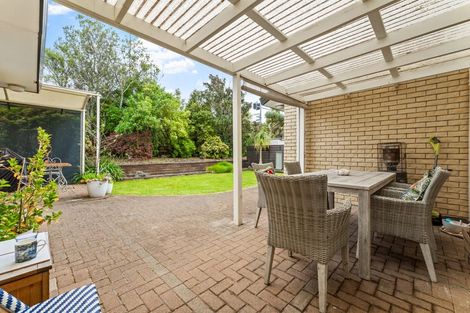 Photo of property in 44 Kath Hopper Drive, Orewa, 0931