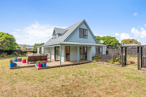 Photo of property in 9 Nuhaka Place, Paraparaumu Beach, Paraparaumu, 5032