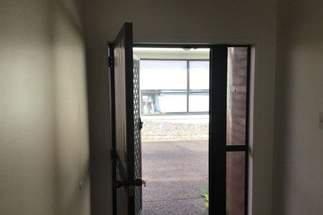 Photo of property in 3/9 New Windsor Road, Avondale, Auckland, 0600