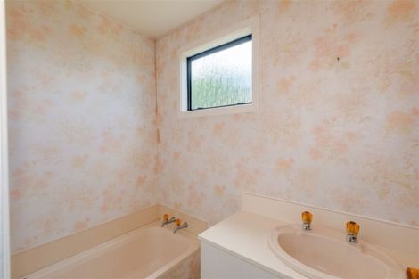 Photo of property in 39 Croziers Road, St Albans, Christchurch, 8052