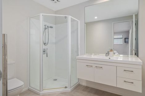 Photo of property in 38 Te Aranga Drive, Papamoa Beach, Papamoa, 3118