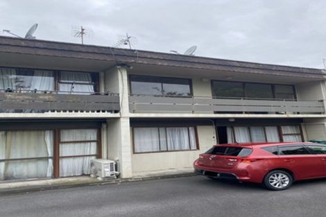 Photo of property in 2/12 Oakley Avenue, Claudelands, Hamilton, 3214