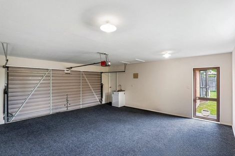 Photo of property in 2 Saskia Lane, Somerfield, Christchurch, 8024