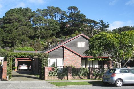 Photo of property in 22 Waddington Drive, Naenae, Lower Hutt, 5011