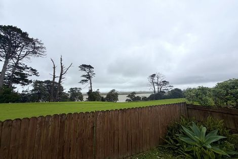 Photo of property in 29 Samara Place, Clendon Park, Auckland, 2103