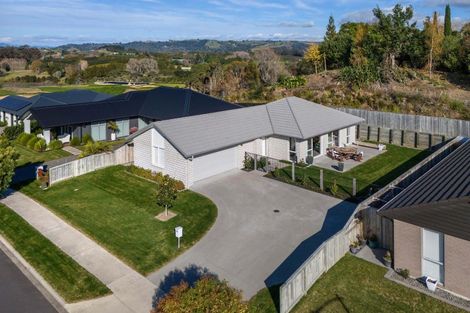Photo of property in 23 Kahawai Place, Omokoroa, 3114