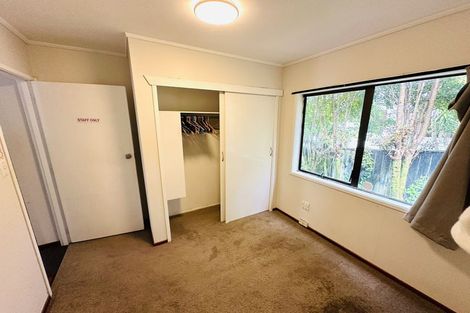 Photo of property in 5 Sandiacre Way, Browns Bay, Auckland, 0630