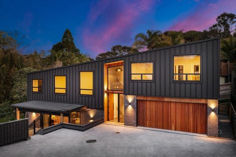 Photo of property in 9 Kaihuia Lane, Oratia, Auckland, 0604