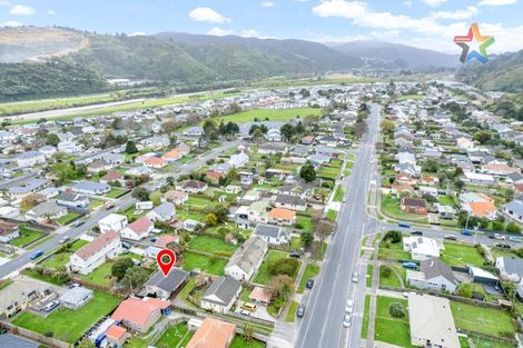 Photo of property in 1279a High Street, Taita, Lower Hutt, 5011