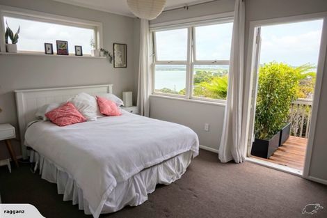 Photo of property in 10 Viking Avenue, Hillsborough, Auckland, 1042