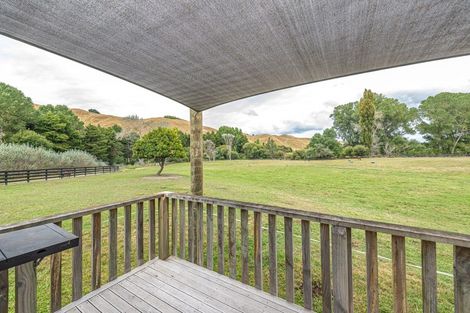 Photo of property in 952 State Highway 4, Parikino, Whanganui, 4573