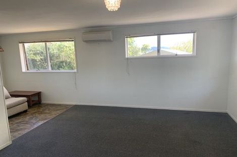 Photo of property in 1/7 Seakens Way, Glen Eden, Auckland, 0602