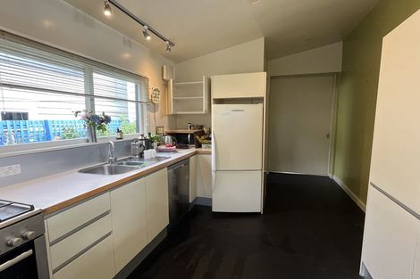 Photo of property in 14 Edge Hill, Mount Victoria, Wellington, 6011