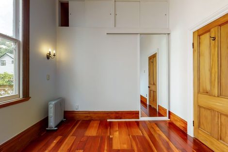 Photo of property in 145 Glenmore Street, Kelburn, Wellington, 6012