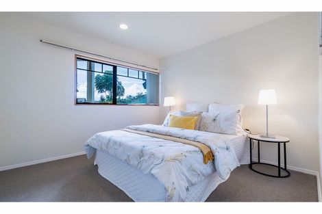 Photo of property in 208b Glengarry Road, Glen Eden, Auckland, 0602