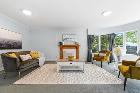 Photo of property in 11 Nielsen Gardens, Rototuna, Hamilton, 3210