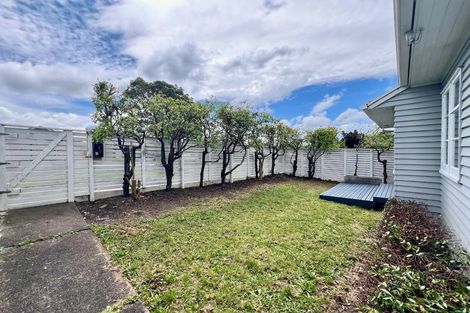 Photo of property in 216a Meola Road, Point Chevalier, Auckland, 1022