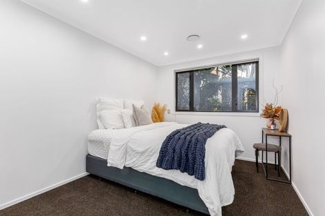 Photo of property in 302 Paremata Road, Whitby, Porirua, 5381