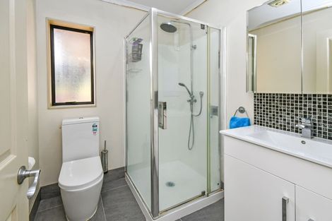 Photo of property in 3 Ginko Place, Mangere, Auckland, 2022