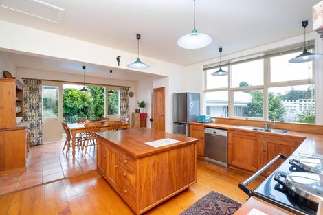 Photo of property in 14 Elizabeth Road, Bluff Hill, Napier, 4110