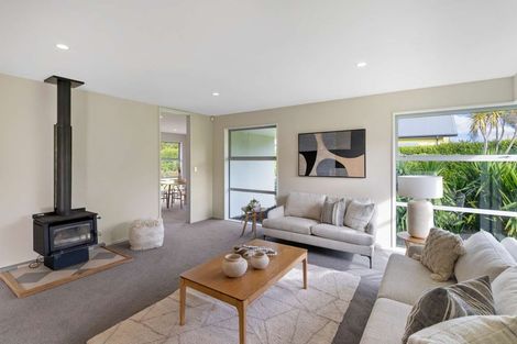 Photo of property in 24 Hemingway Place, Spencerville, Christchurch, 8083