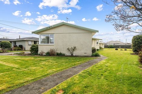 Photo of property in 13 Kirkoswald Street, Wallacetown, 9816