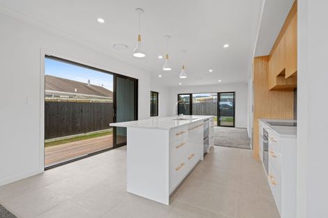 Photo of property in 158 Bartholomew Road, Levin, 5510