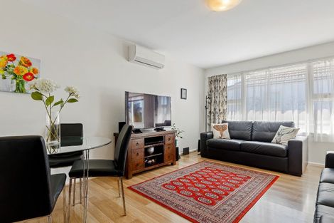 Photo of property in 2/79 Hills Road, Edgeware, Christchurch, 8013