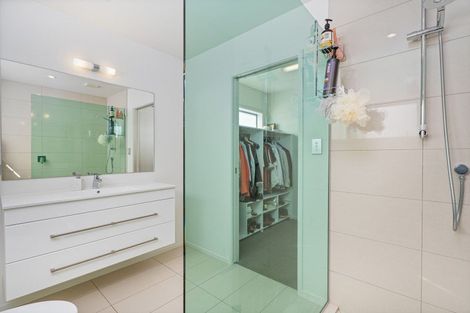 Photo of property in 11 Puriri Place, Whitianga, 3510