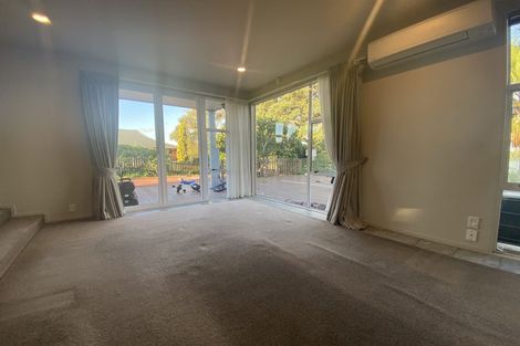 Photo of property in 14 Greenstead Close, Flat Bush, 2019