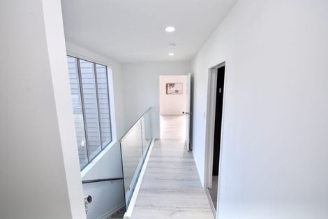 Photo of property in 21a Kia Ora Road, Beach Haven, Auckland, 0626