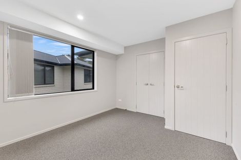 Photo of property in 8a Frederick Place, Whalers Gate, New Plymouth, 4310
