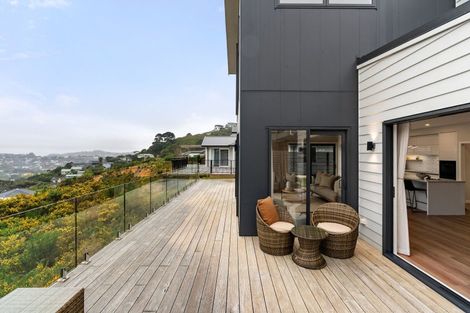 Photo of property in 21 Porokaiwhiri Street, Crofton Downs, Wellington, 6035