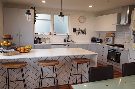 Photo of property in 110 Tireti Road, Titahi Bay, Porirua, 5022