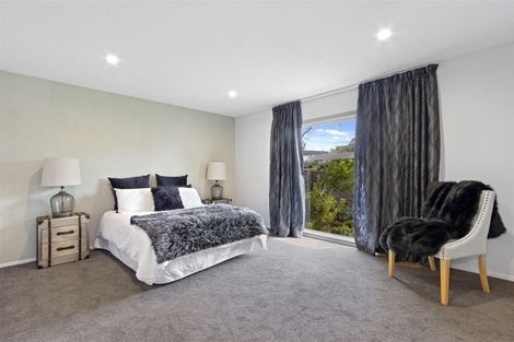 Photo of property in 21 Witbrock Crescent, Burnside, Christchurch, 8053