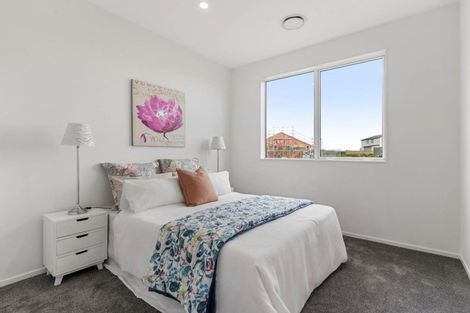 Photo of property in 5 Korowhiti Road, Clarks Beach, 2122
