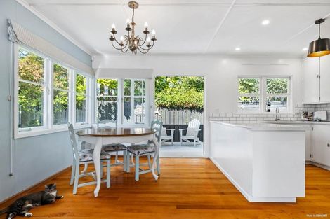 Photo of property in 8 Beach Road, Glenbrook, Waiuku, 2681