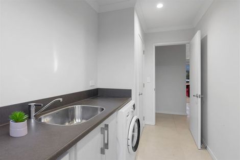 Photo of property in 58 Kotuku Crescent, Woolston, Christchurch, 8023