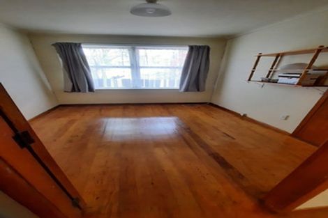 Photo of property in 142 Edgewater Drive, Pakuranga, Auckland, 2010