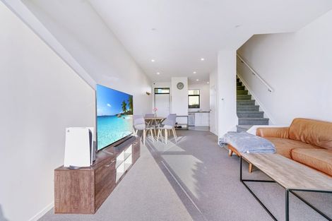 Photo of property in 17 Alliance Lane, Papakura, 2110