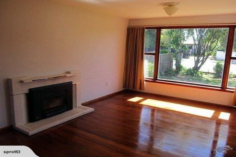 Photo of property in 48 Peer Street, Upper Riccarton, Christchurch, 8041