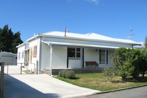 Photo of property in 6 Cole Grove, Wallaceville, Upper Hutt, 5018