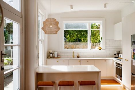 Photo of property in 138 Forbury Road, Saint Clair, Dunedin, 9012